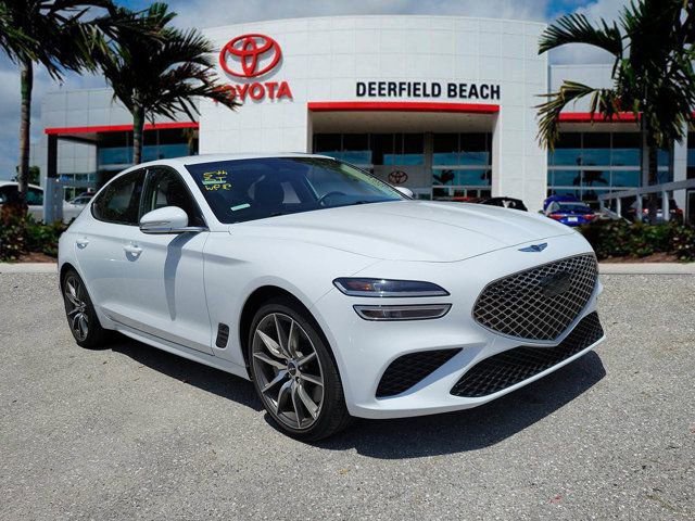 Used 2025 Genesis G70 2.5T image 1