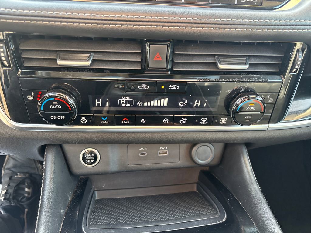 Used 2023 Nissan Rogue SL w/ SL Premium Package image 34