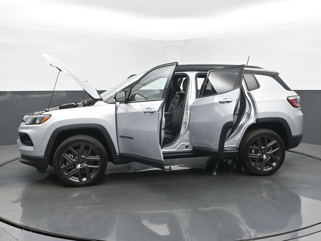 New 2026 Jeep Compass Limited image 55