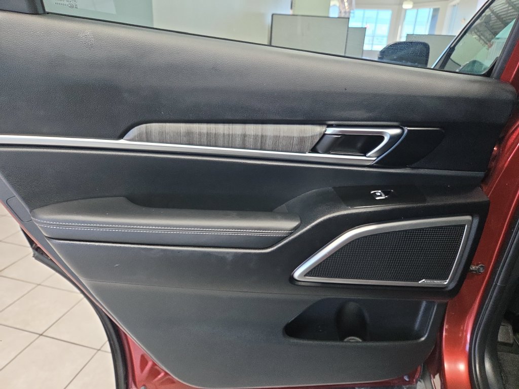Used 2023 Kia Telluride EX AWD/4WD image 30