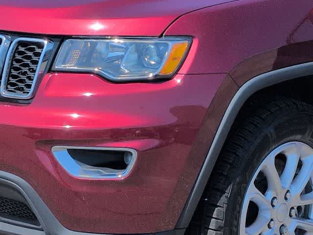 Used 2022 Jeep Grand Cherokee Laredo E w/ Security & Convenience Group AWD/4WD image 11