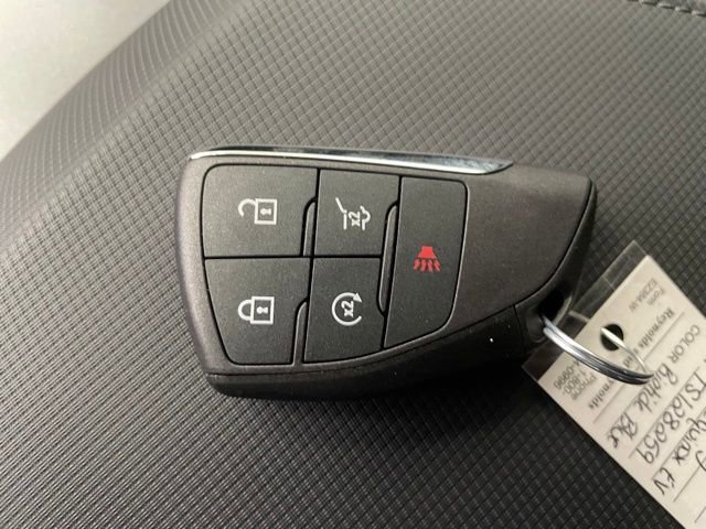 New 2026 Chevrolet Equinox EV RS image 19