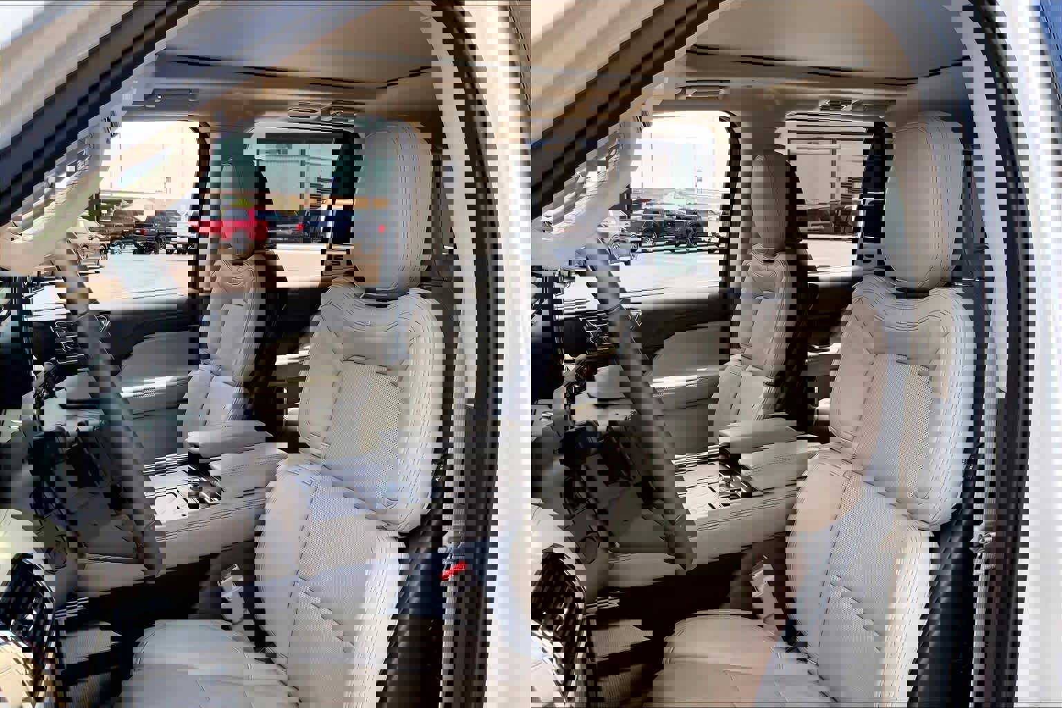 Used 2023 Lincoln Navigator Reserve RWD image 8