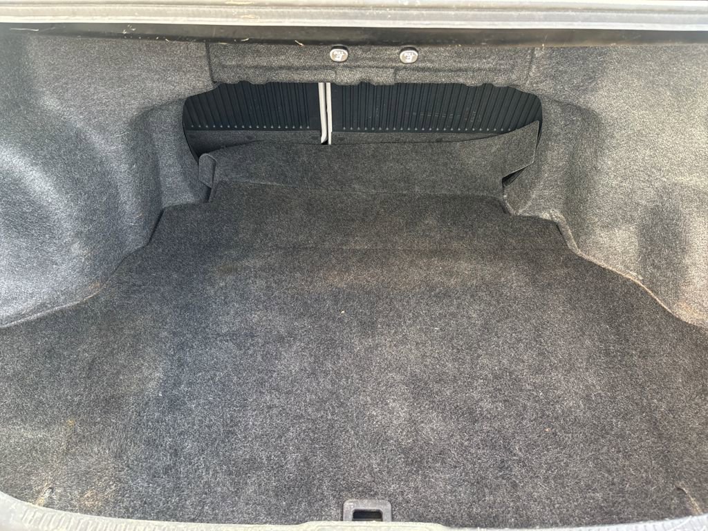 Used 2014 Toyota Camry LE image 29