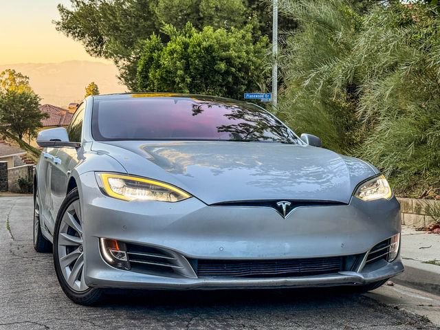 Used 2016 Tesla Model S 90D AWD/4WD image 4