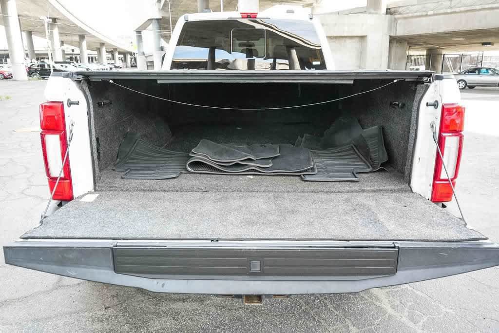 Used 2021 Ford F450 Platinum w/ FX4 Off-Road Package AWD/4WD image 27