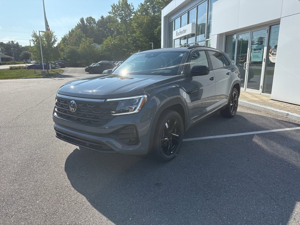 New 2026 Volkswagen Atlas Cross Sport SEL R-Line image 2