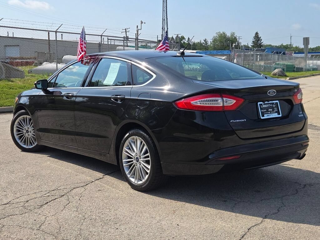 Used 2014 Ford Fusion SE w/ Equipment Group 202A FWD image 14