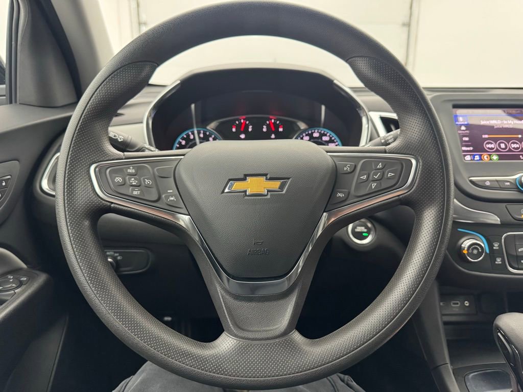 Used 2023 Chevrolet Equinox LS w/ LS Convenience Package image 17
