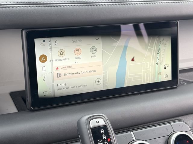 Used 2023 Land Rover Defender 110 SE image 14