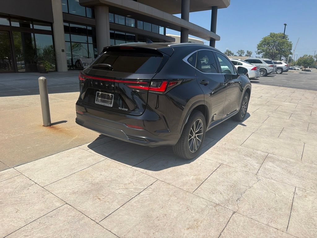 Certified 2025 Lexus NX 250 FWD w/ Accessory Package (Z1) image 3