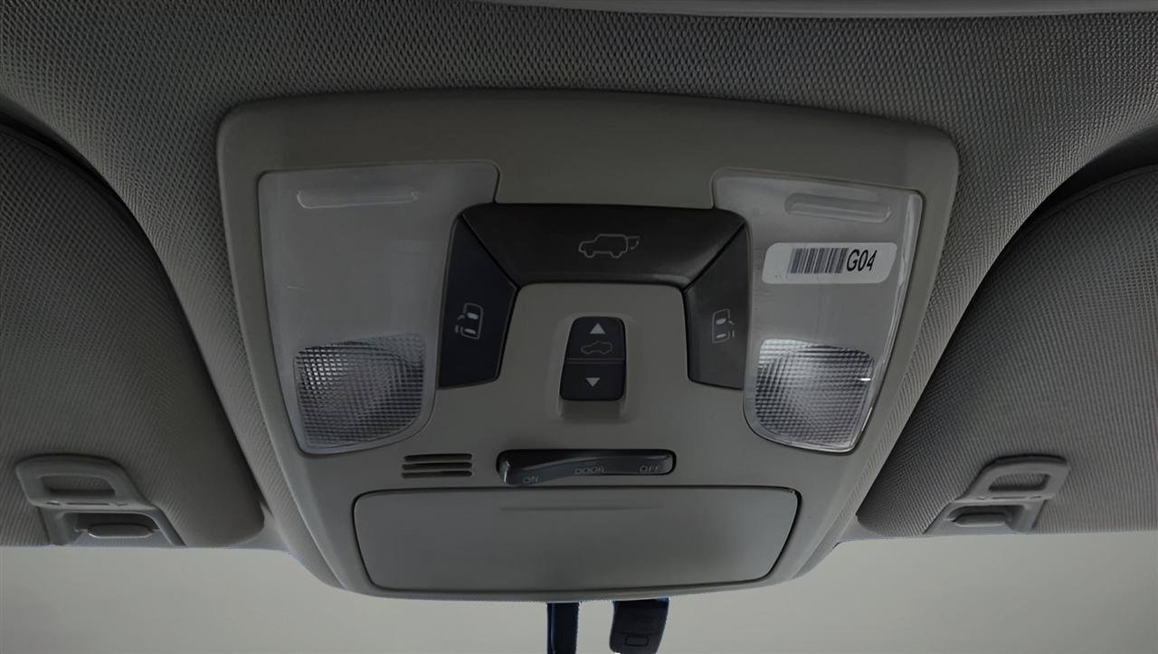 Used 2017 Toyota Sienna XLE w/ XLE Navigation Package AWD/4WD image 16