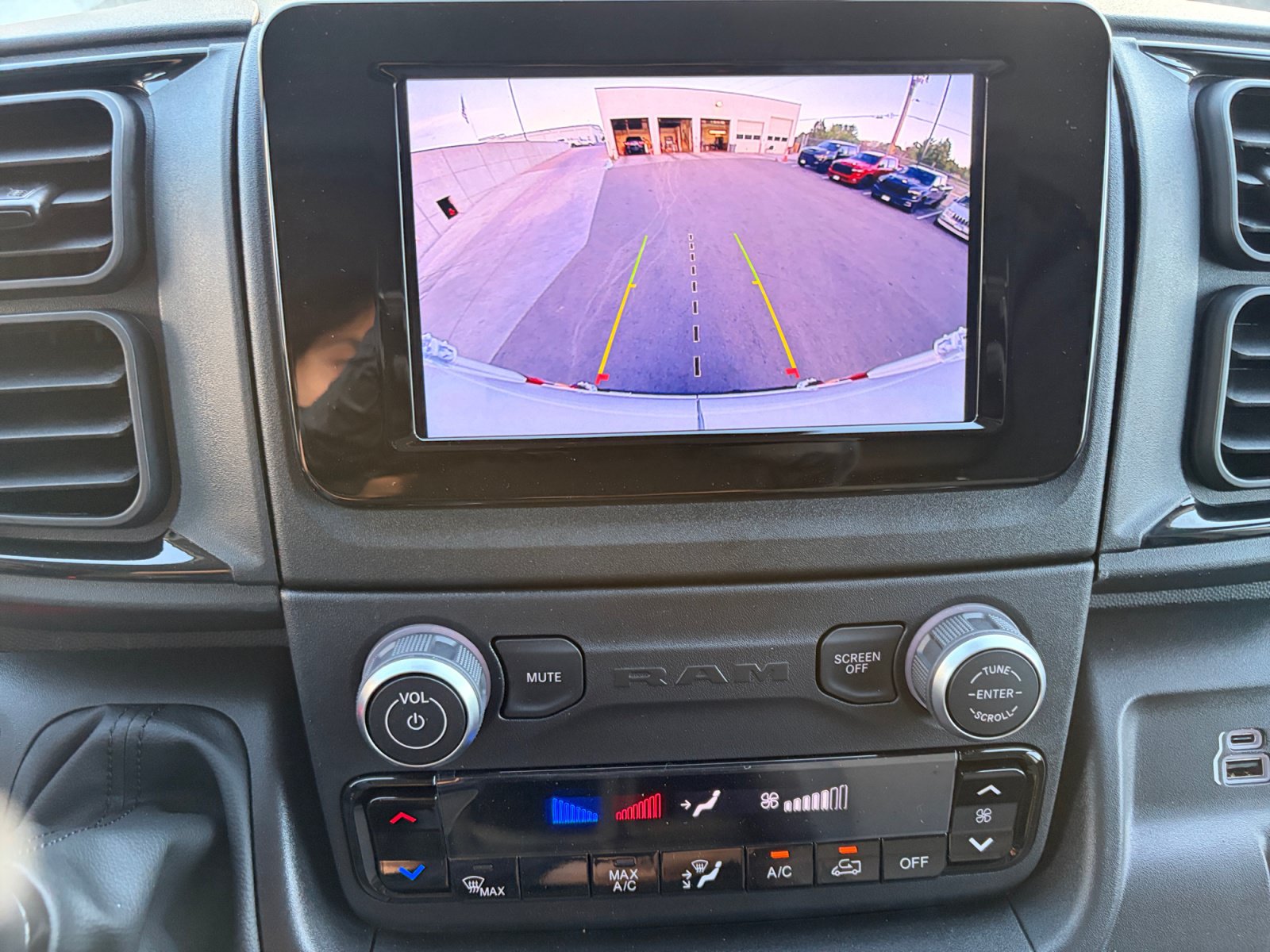 New 2026 RAM ProMaster 2500 FWD image 23