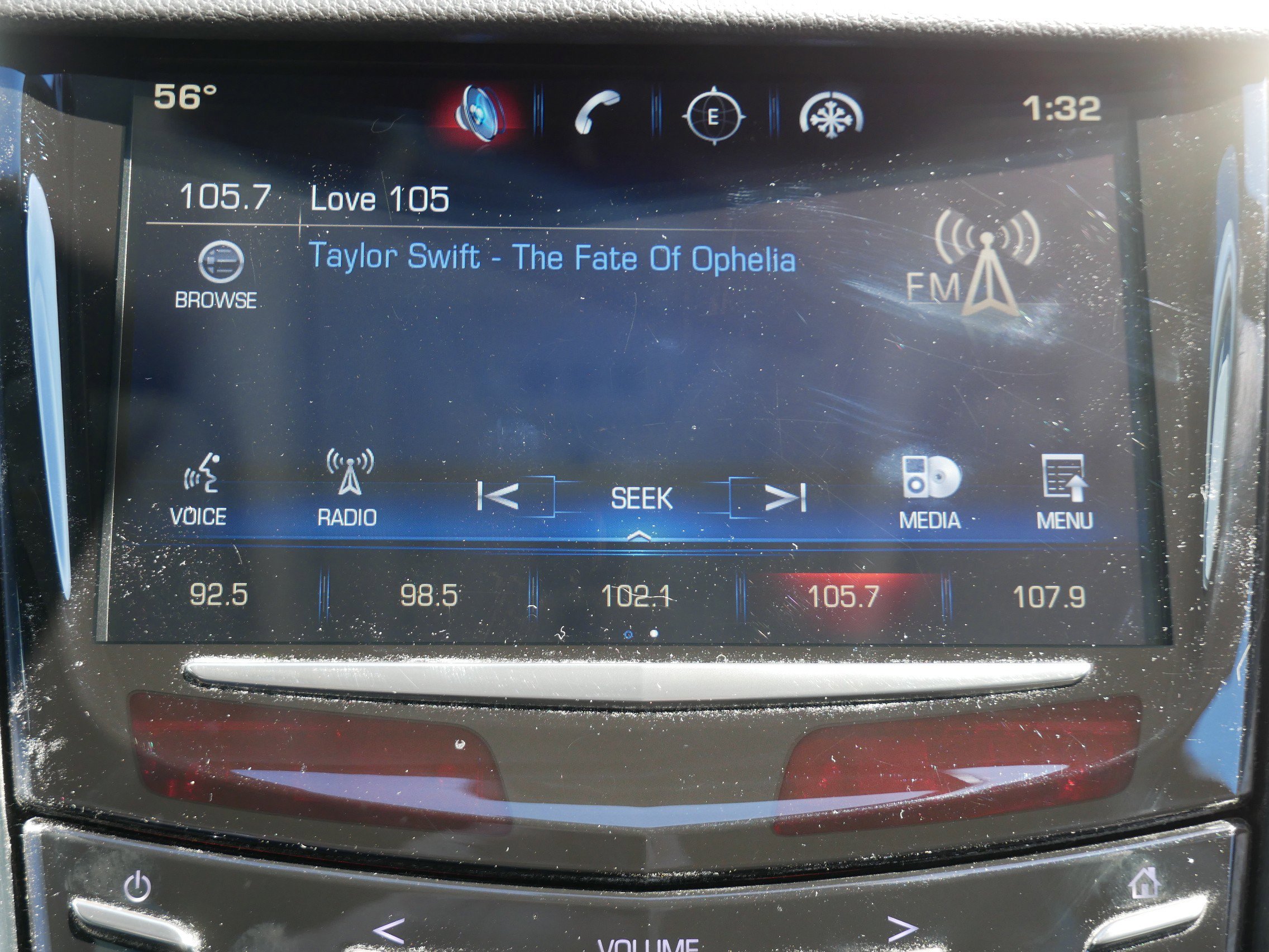Used 2013 Cadillac SRX Luxury w/ Driver Awareness Package AWD/4WD image 13