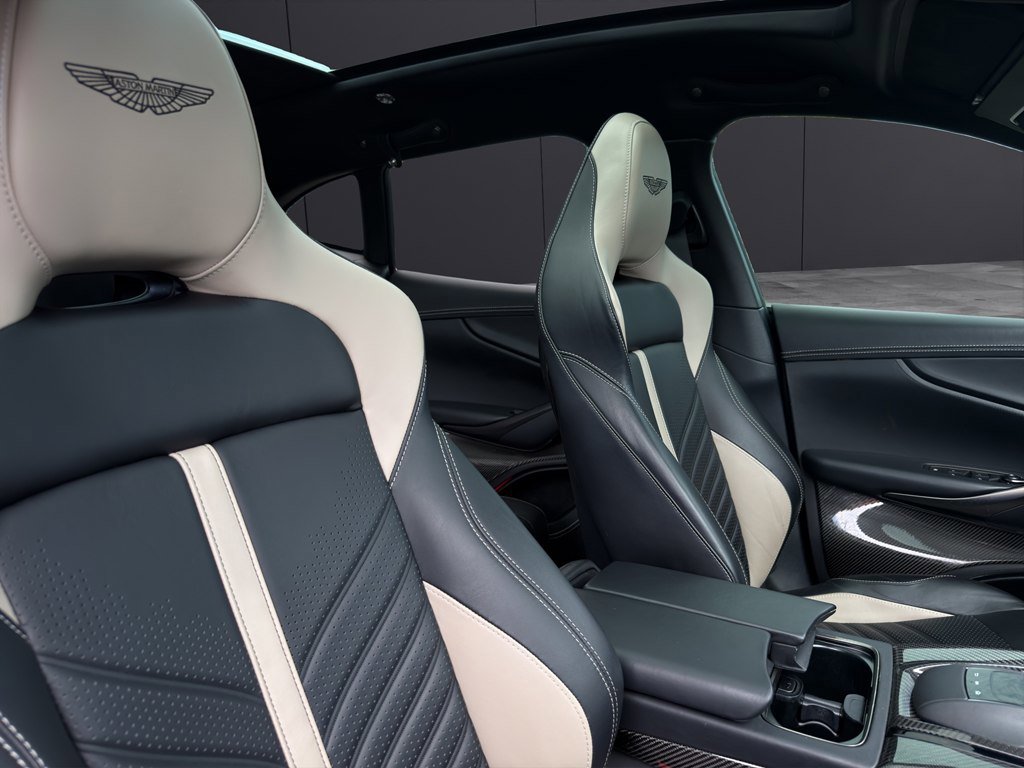 Used 2023 Aston Martin DBX 707 AWD/4WD image 14