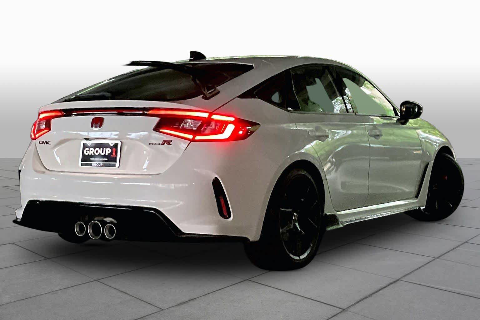 Used 2025 Honda Civic Type R image 12