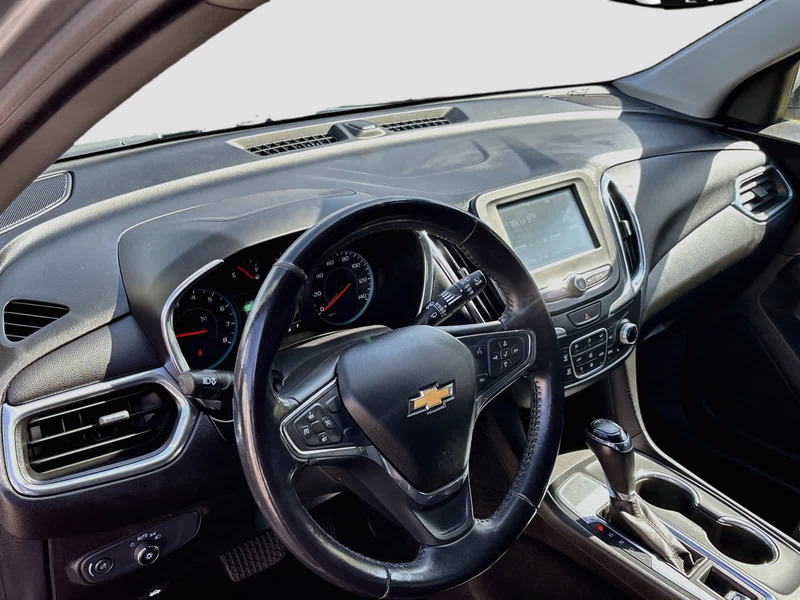 Used 2018 Chevrolet Equinox LT FWD image 9