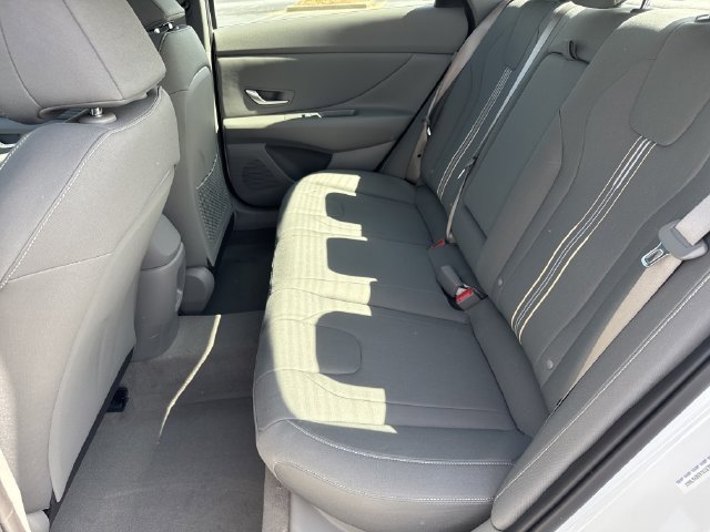 New 2026 Hyundai Elantra SEL Sport Premium FWD image 22