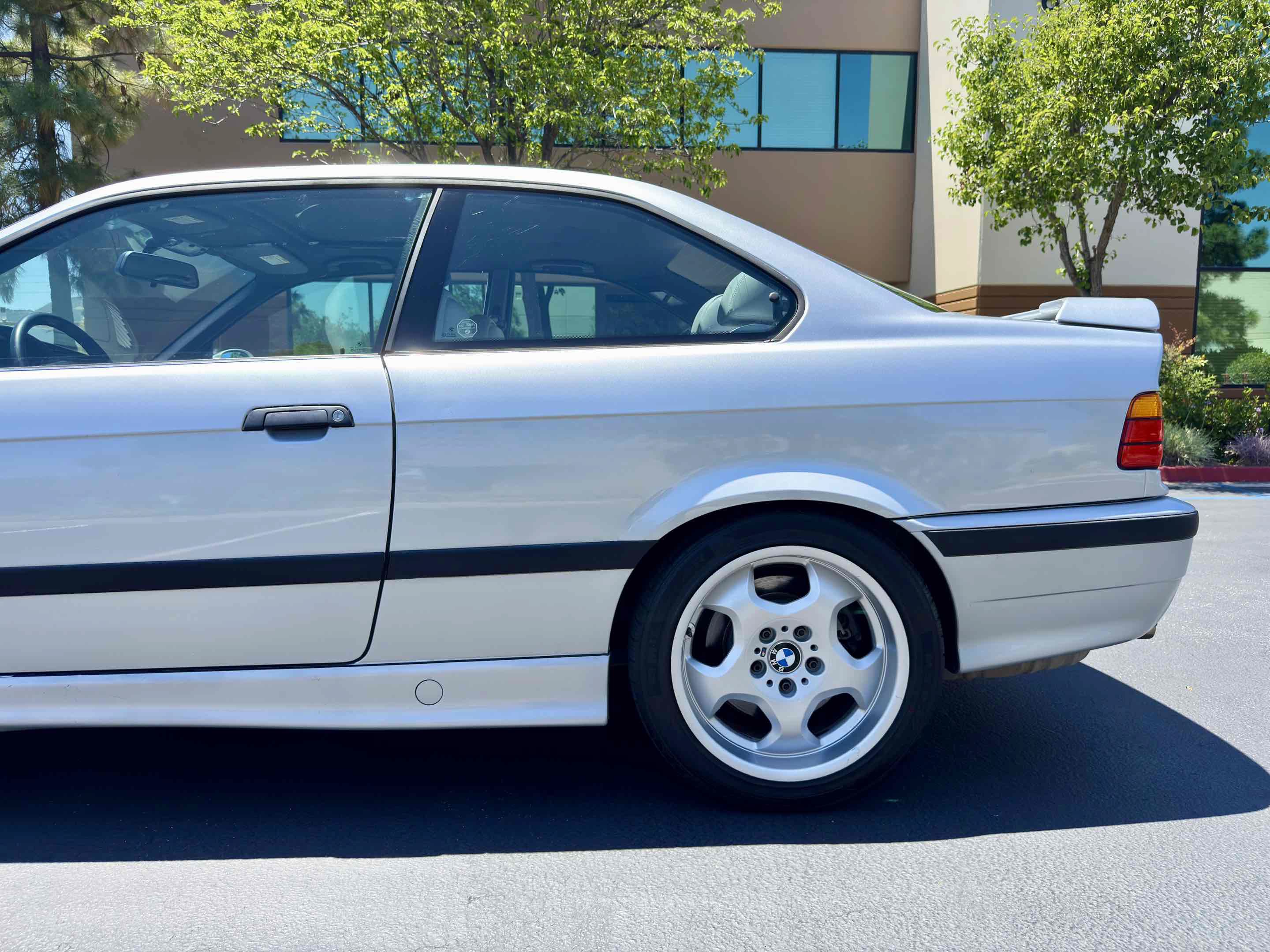Used 1998 BMW M3 Coupe RWD image 17