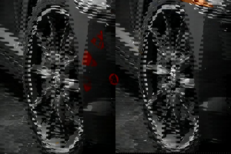 Used 2015 Jaguar XF Portfolio image 3