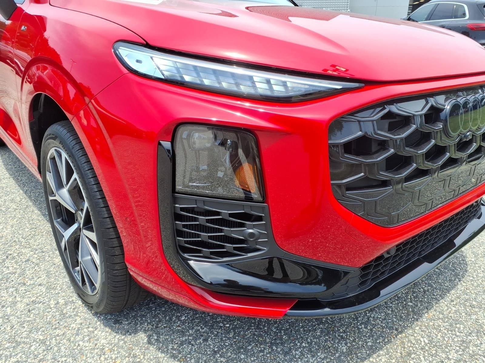 New 2026 Audi Q3 quattro 2.0T AWD/4WD image 3
