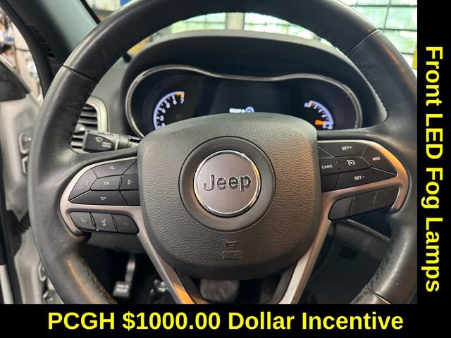 Used 2019 Jeep Grand Cherokee Limited w/ Luxury Group II image 19
