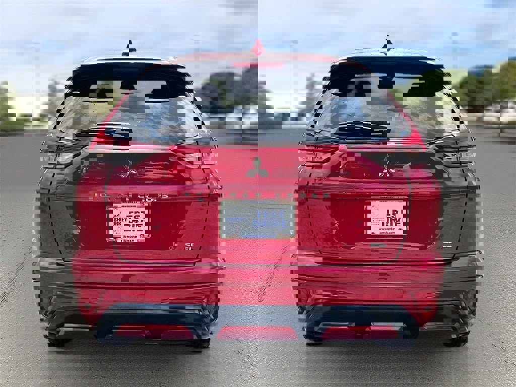 New 2026 Mitsubishi Eclipse Cross SEL image 6