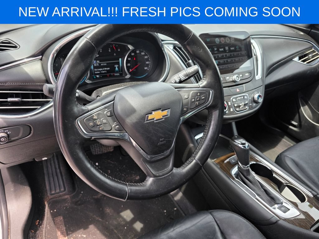 Used 2016 Chevrolet Malibu Premier w/ Driver Confidence Package II FWD image 8