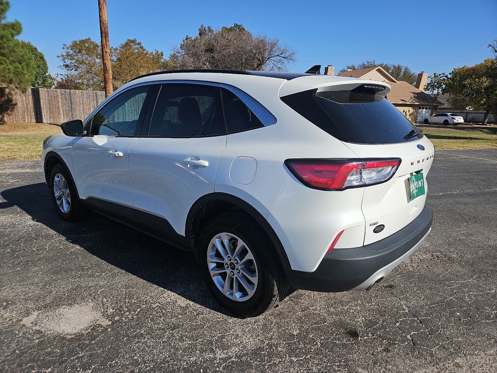 Used 2022 Ford Escape SE w/ Cold Weather Package image 7