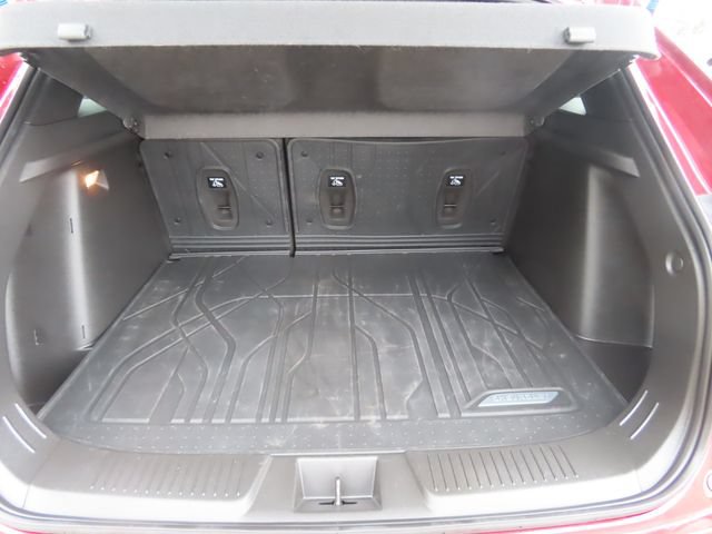 Used 2024 Chevrolet Trax RS w/ Sunroof Package FWD image 32