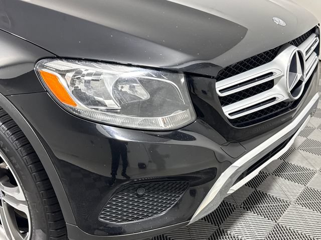 Used 2017 Mercedes-Benz GLC 300 4MATIC image 12