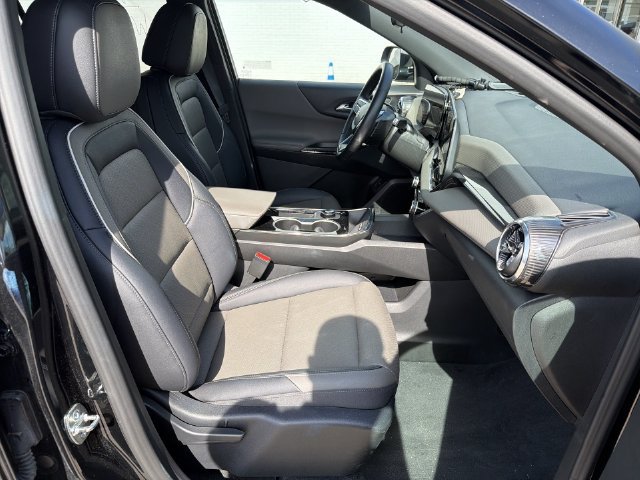 Used 2026 Chevrolet Equinox LT w/ Convenience Package II AWD/4WD image 26