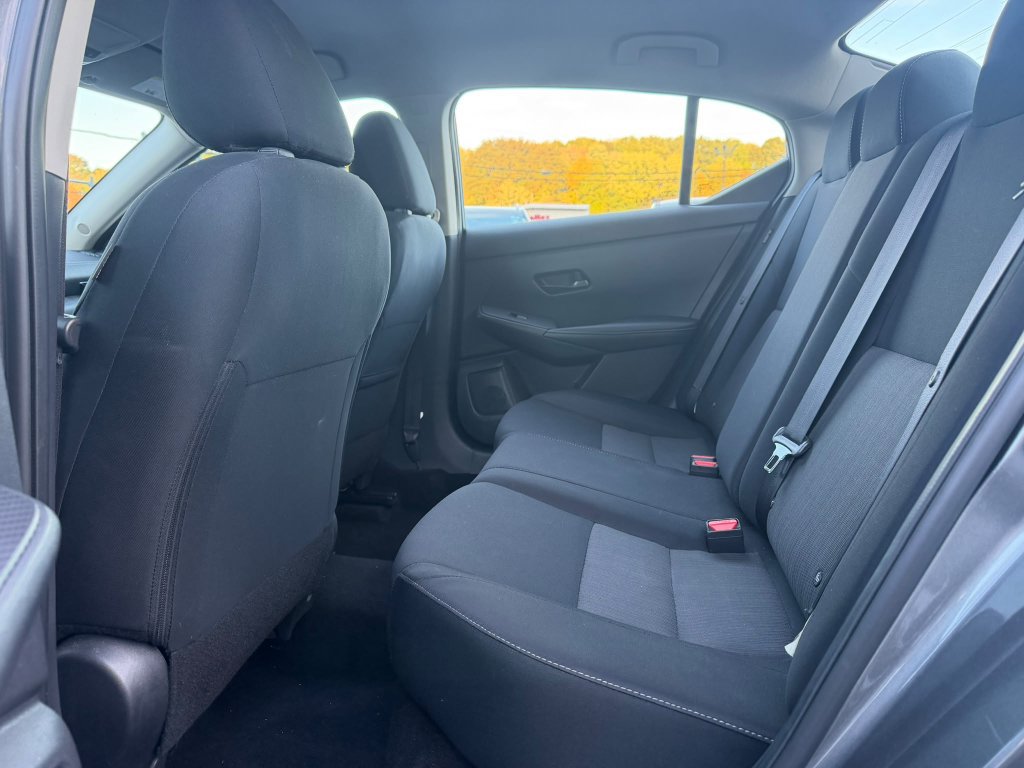 Used 2024 Nissan Sentra SV FWD image 12