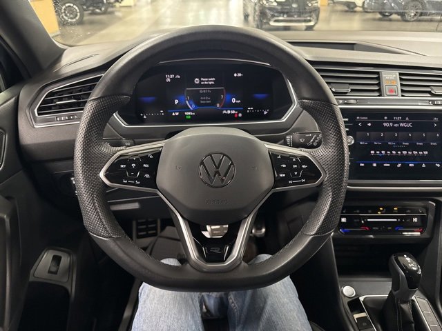 Used 2024 Volkswagen Tiguan SE R-Line image 26