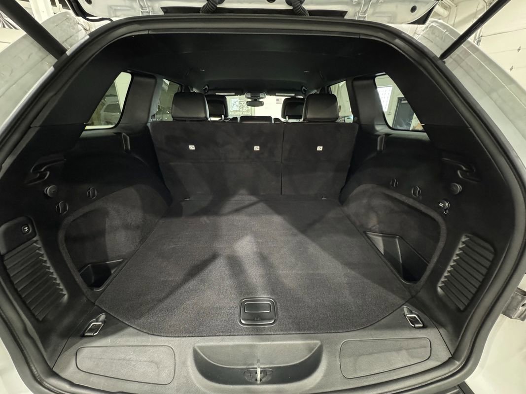 Used 2020 Jeep Grand Cherokee Altitude image 31