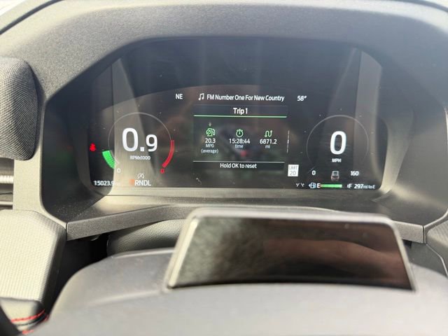 Used 2025 Ford Explorer ST-Line w/ ST-Line Street Pack image 17