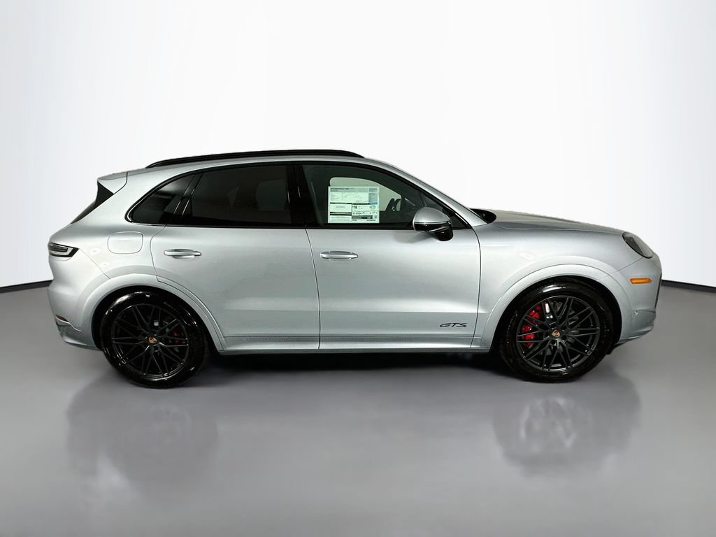New 2026 Porsche Cayenne GTS AWD/4WD image 8
