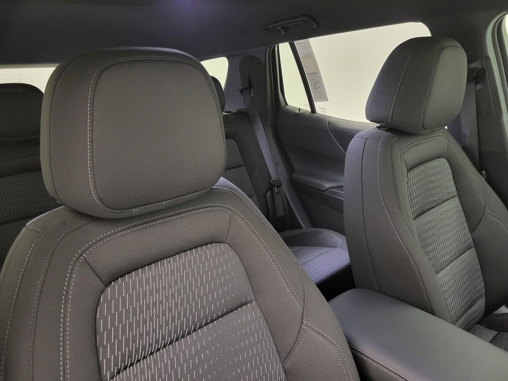 New 2026 Chevrolet Equinox LT w/ LPO, Floor Liner Package image 34