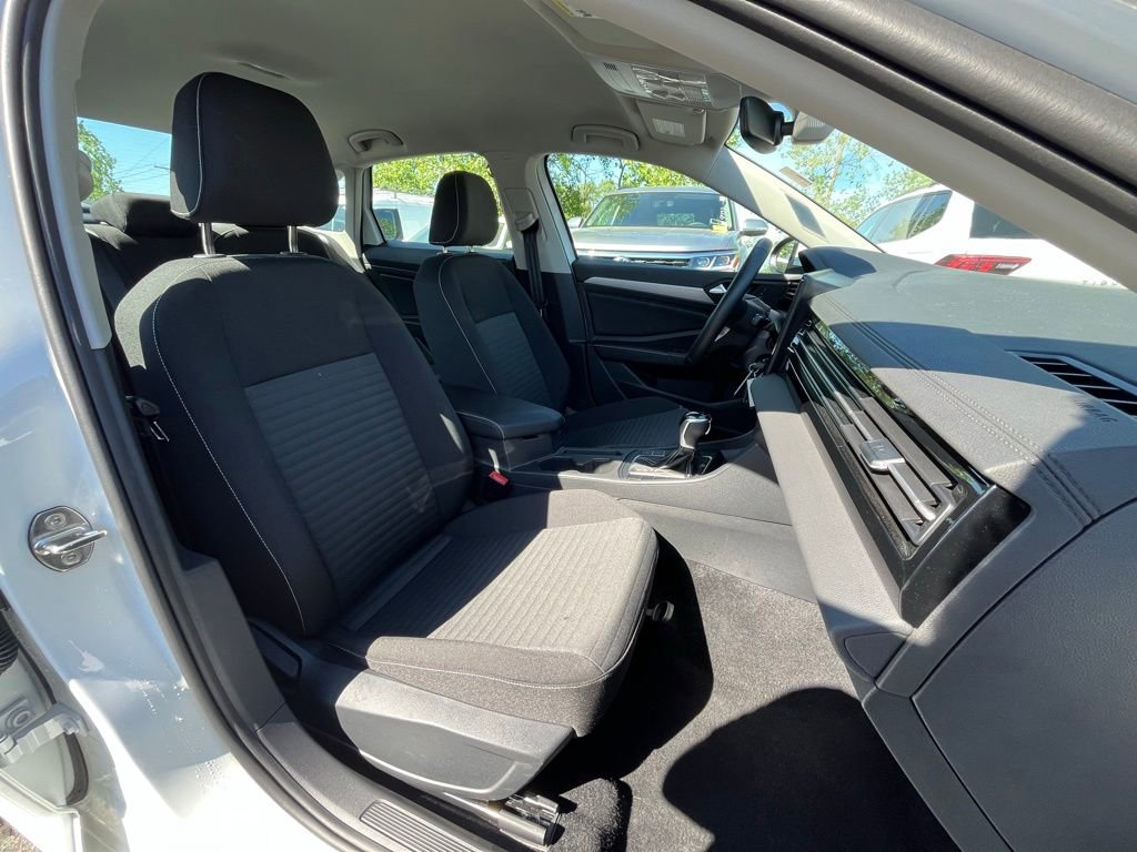 Used 2025 Volkswagen Jetta S FWD image 13