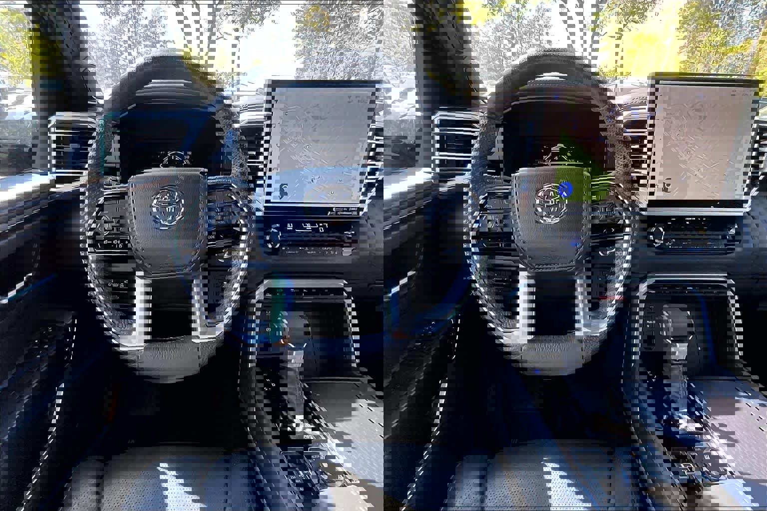 Used 2024 Toyota Sequoia Platinum image 6