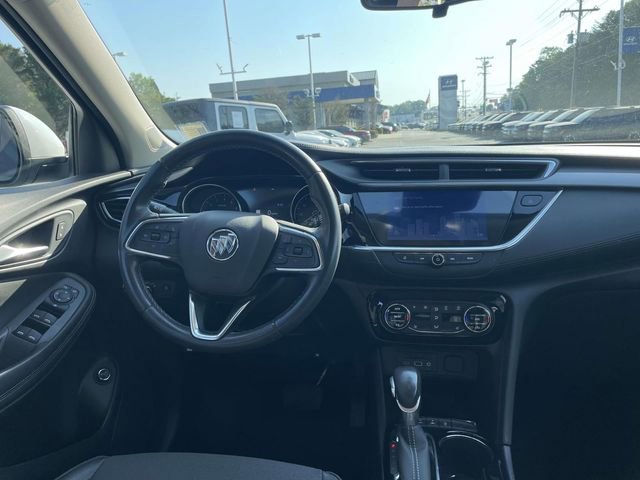 Used 2020 Buick Encore GX Select w/ Experience Buick Package AWD/4WD image 13