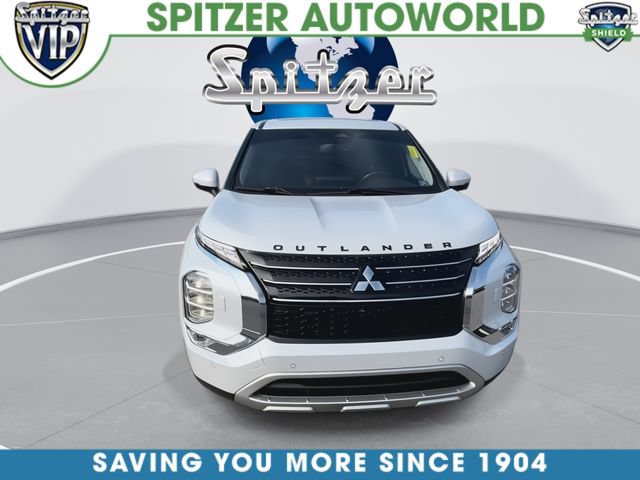 Used 2023 Mitsubishi Outlander SE AWD/4WD image 3