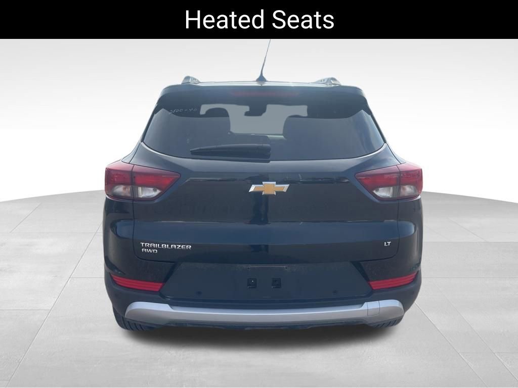 Used 2025 Chevrolet TrailBlazer LT w/ Driver Confidence Package image 7