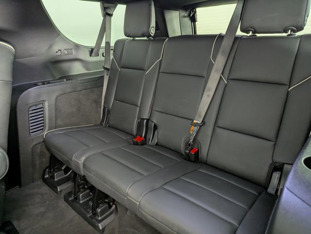 Used 2025 Cadillac Escalade ESV Premium Luxury w/ Touring Package AWD/4WD image 24