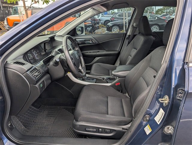 Used 2015 Honda Accord Sport image 5