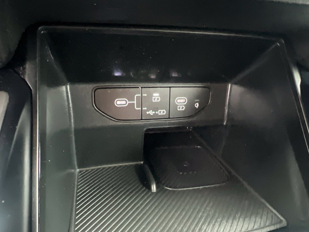 Certified 2024 Kia Sorento S FWD image 50