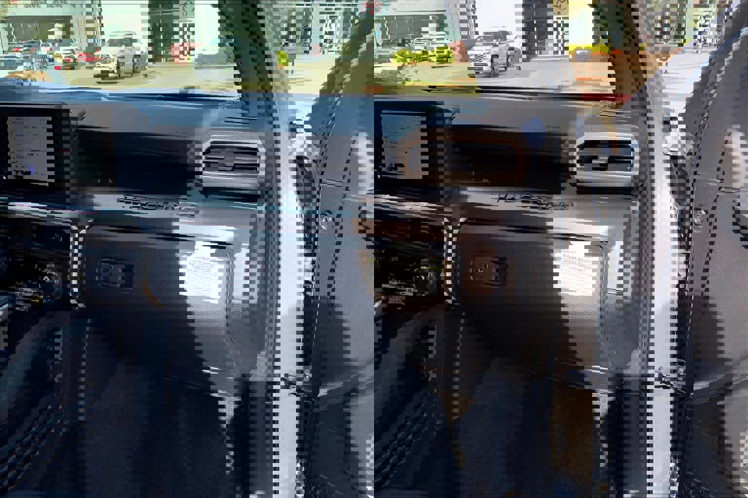 Used 2024 Toyota Tacoma SR5 image 18