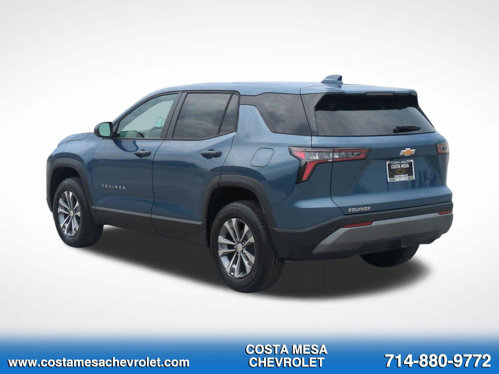 New 2027 Chevrolet Equinox LT w/ Convenience Package II FWD image 7
