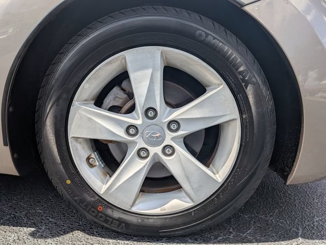 Used 2011 Hyundai Elantra GLS w/ Preferred Equipment Pkg 3 FWD image 12