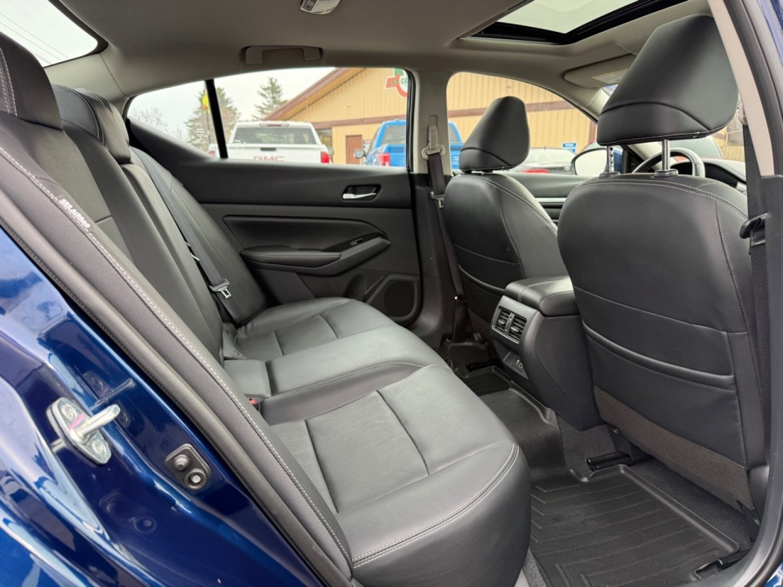 Used 2022 Nissan Altima 2.5 Platinum image 25